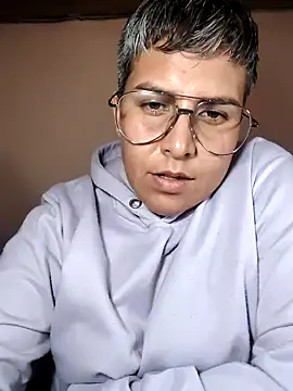 Snapshot of Yessi_rousse chatting on 01/13/26, 05:07 Yessi rousse online show from 01/13/26, 05:07