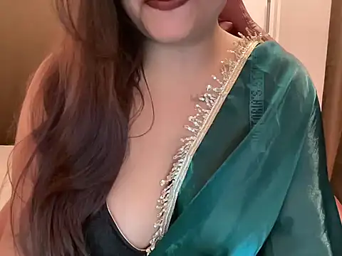 shanayaaa 1 online show from 02/07/26, 01:31