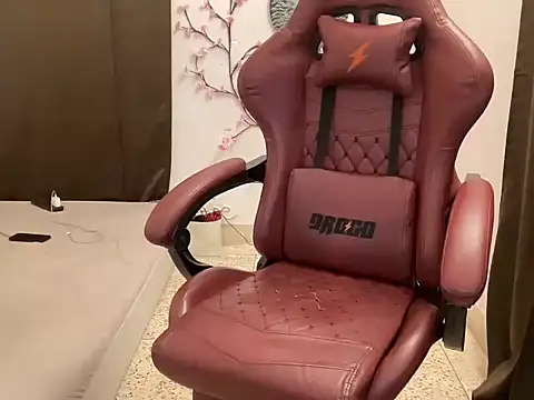 shanayaaa 1 online show from 03/08/26, 01:14