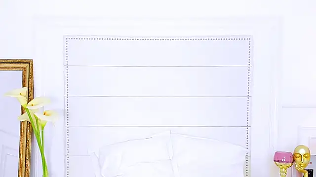 NaomiYuu online show from 02/28/25, 02:31