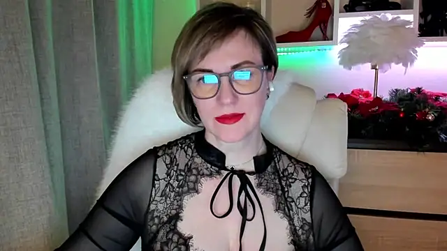 feliziaDesire online show from 12/22/25, 07:55