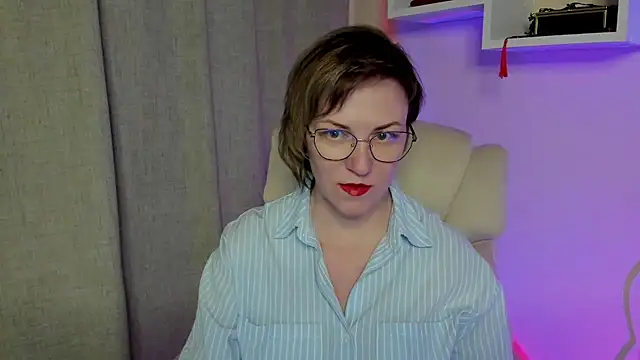 feliziaDesire online show from 05/13/26, 02:03