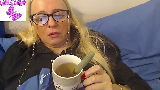 martachatte online show from 03/15/25, 01:52