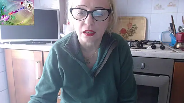 martachatte online show from 09/28/25, 08:20