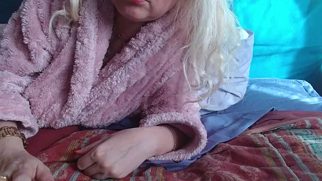 martachatte online show from 05/01/26, 03:49