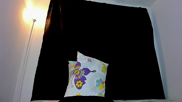 ice grace online show from 02/04/25, 10:21