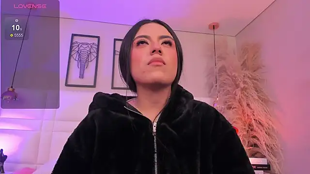 Rebeca jones online show from 12/14/25, 12:10