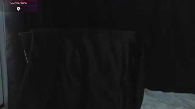 Mia G0ld online show from 04/29/26, 07:20