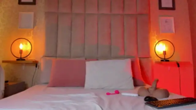 Ashleyy piink online show from 10/20/25, 03:56