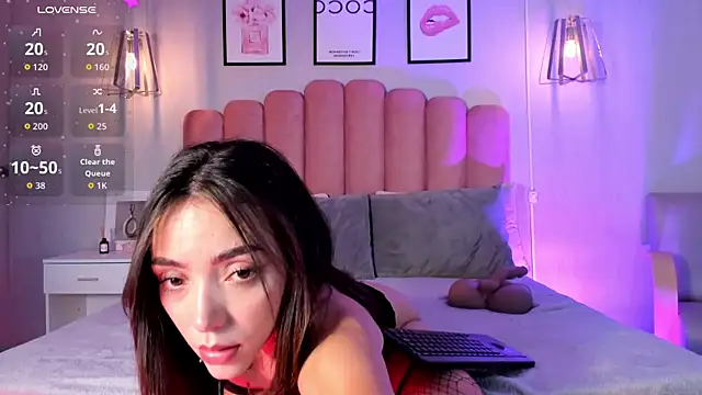Ashleyy piink online show from 05/03/26, 09:32