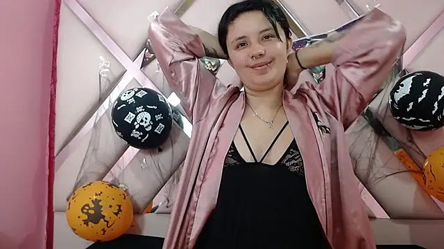 nathaly low1 online show from 10/22/25, 03:07