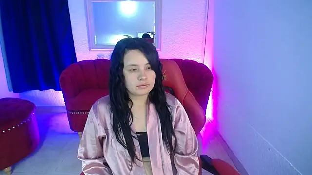 nathaly low1 online show from 06/09/26, 12:06