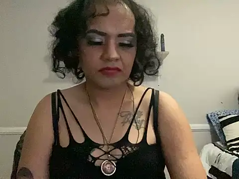 Snapshot of sexy_gin chatting on 01/14/25, 12:24 sexy gin online show from 01/14/25, 12:24