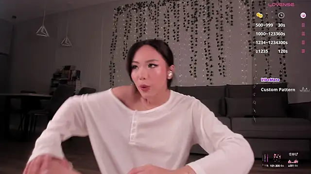 asuno  online show from 03/20/25, 03:23