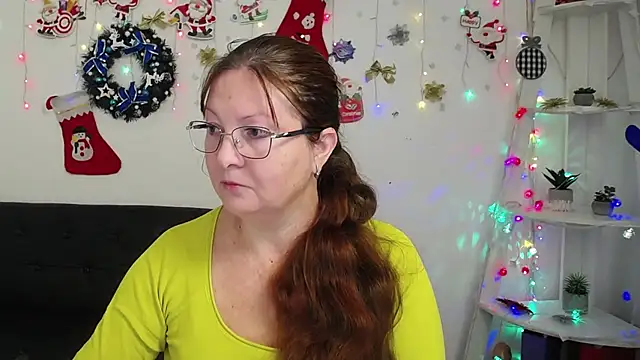 VanessaHotts online show from 01/04/25, 06:09