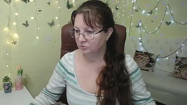 VanessaHotts online show from 03/23/26, 06:06