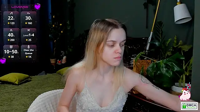 lady bellaa online show from 12/13/24, 07:36