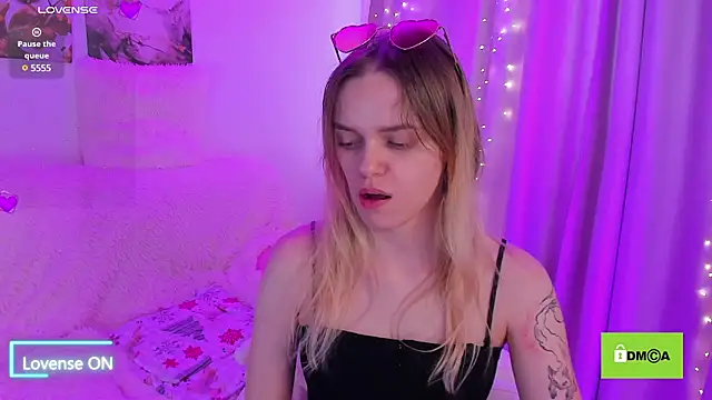 lady bellaa online show from 02/09/25, 11:04