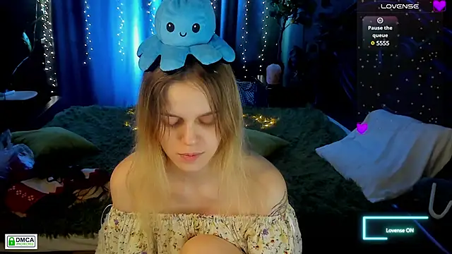 lady bellaa online show from 02/23/25, 11:11