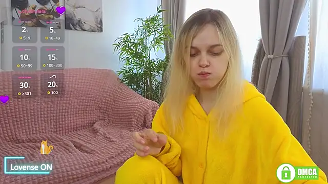 lady bellaa online show from 09/28/25, 08:42