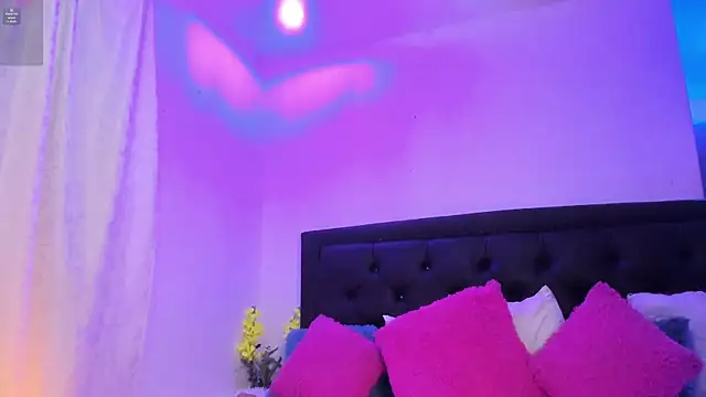 Snapshot of lonely_shewolf chatting on 03/08/25, 07:09 lonely shewolf online show from 03/08/25, 07:09