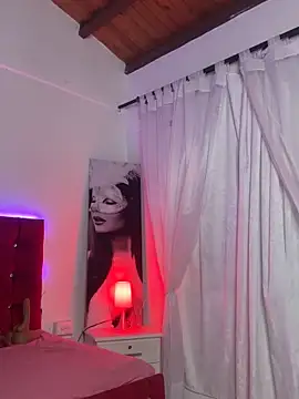 Snapshot of lonely_shewolf chatting on 10/15/25, 03:34 lonely shewolf online show from 10/15/25, 03:34