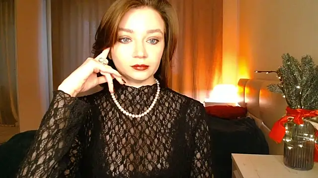 Shadow Passion online show from 12/14/25, 07:03