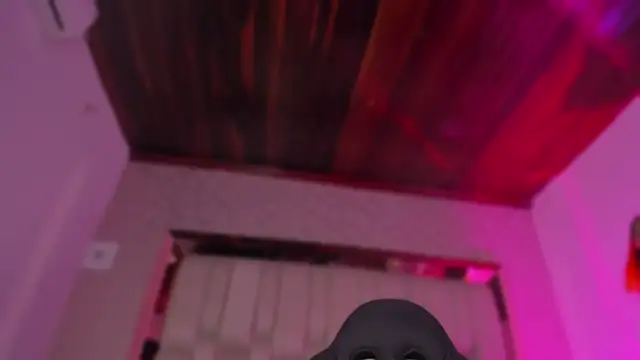 Emmily Savage online show from 11/23/25, 11:10