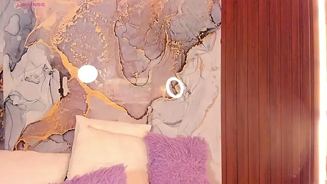 Mey moon online show from 02/11/26, 12:04