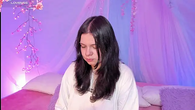 Mey moon online show from 07/07/26, 03:42
