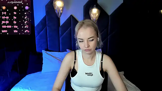 Snapshot of StephanieSweety chatting on 02/18/25, 05:10 StephanieSweety online show from 02/18/25, 05:10