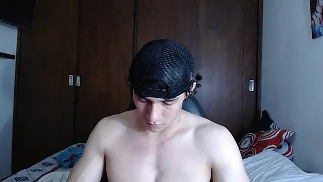 Snapshot of aresholland chatting on 02/22/25, 02:28 aresholland online show from 02/22/25, 02:28