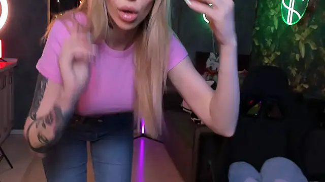 Blckmirrorr online show from 01/26/25, 01:47