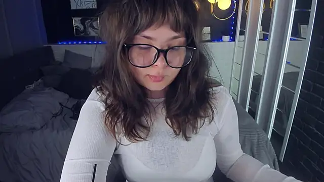 Mayayammy online show from 09/10/25, 01:44