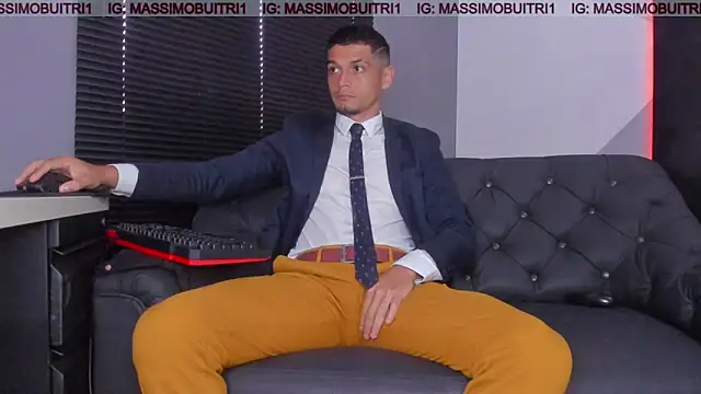 massimo g online show from 11/25/25, 02:28