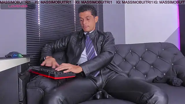 Snapshot of massimo_g chatting on 05/06/26, 01:16 massimo g online show from 05/06/26, 01:16