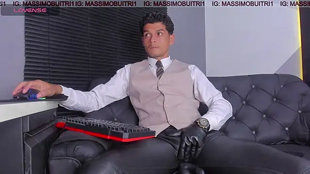 Snapshot of massimo_g chatting on 07/01/26, 12:23 massimo g online show from 07/01/26, 12:23