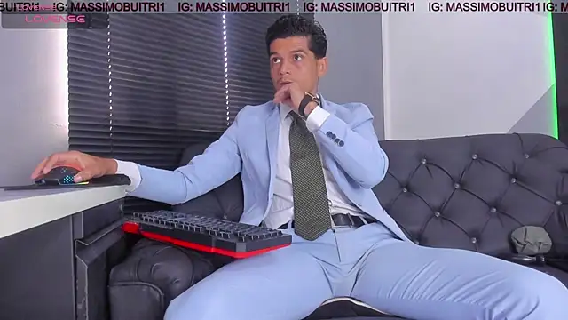 Snapshot of massimo_g chatting on 07/10/26, 12:19 massimo g online show from 07/10/26, 12:19