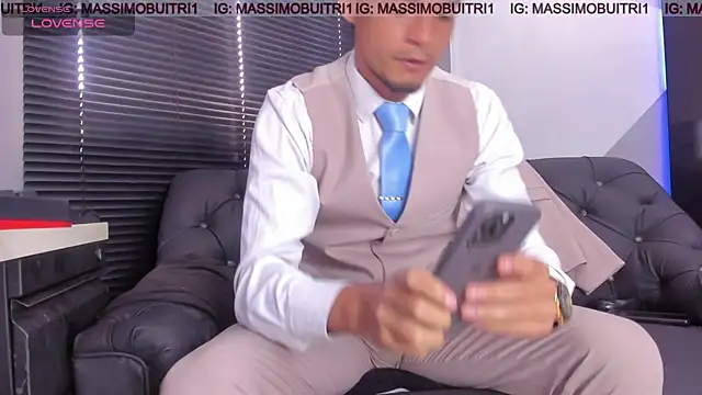 Snapshot of massimo_g chatting on 07/22/26, 12:52 massimo g online show from 07/22/26, 12:52