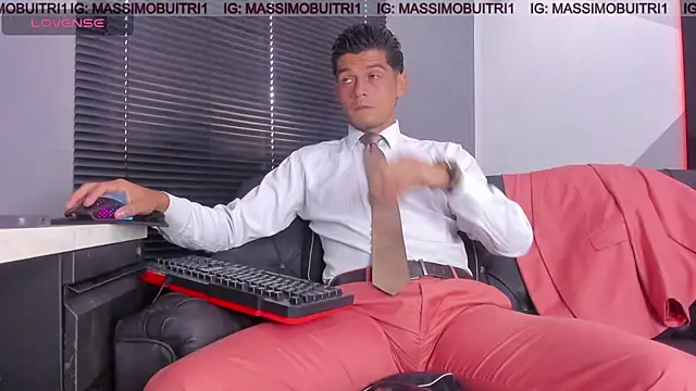Snapshot of massimo_g chatting on 07/28/26, 12:48 massimo g online show from 07/28/26, 12:48
