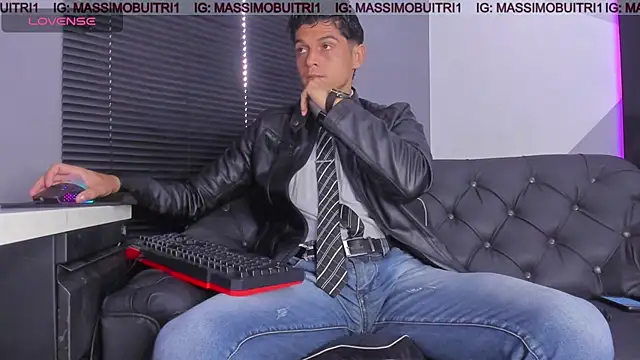 Snapshot of massimo_g chatting on 07/29/26, 12:47 massimo g online show from 07/29/26, 12:47