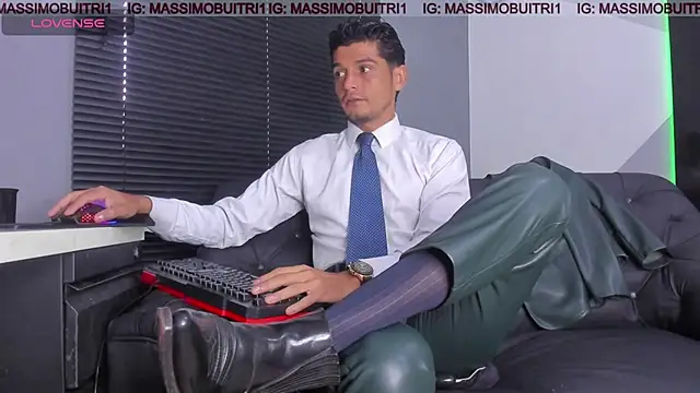 Snapshot of massimo_g chatting on 08/04/26, 12:19 massimo g online show from 08/04/26, 12:19
