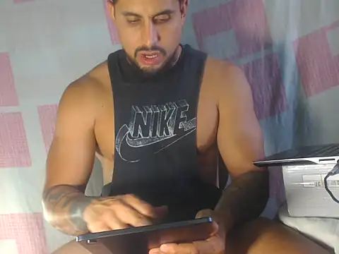 sebasx412 online show from 09/23/25, 08:01