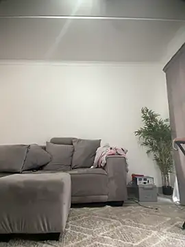 BedroomBullyX5 online show from 06/18/26, 07:19