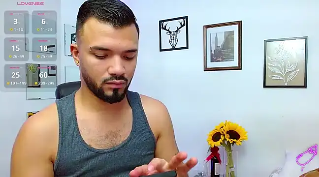 Snapshot of mathew_vidal1 chatting on 02/25/25, 12:36 mathew vidal1 online show from 02/25/25, 12:36