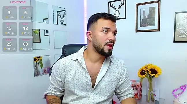 Snapshot of mathew_vidal1 chatting on 02/27/25, 02:21 mathew vidal1 online show from 02/27/25, 02:21