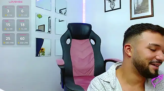 Snapshot of mathew_vidal1 chatting on 02/27/25, 05:24 mathew vidal1 online show from 02/27/25, 05:24