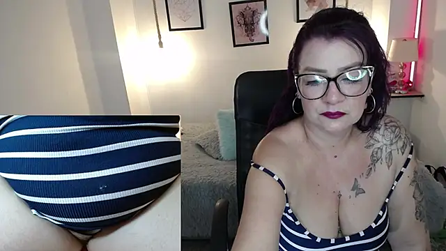 jazmin ross online show from 02/09/25, 01:44