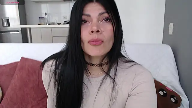 Snapshot of cristal_sexybody chatting on 02/19/26, 04:14 cristal sexybody online show from 02/19/26, 04:14