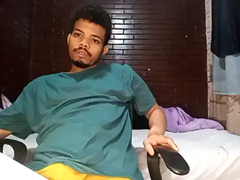 Snapshot of danidiazto2023 chatting on 01/26/25, 07:52 danidiazto2023 online show from 01/26/25, 07:52